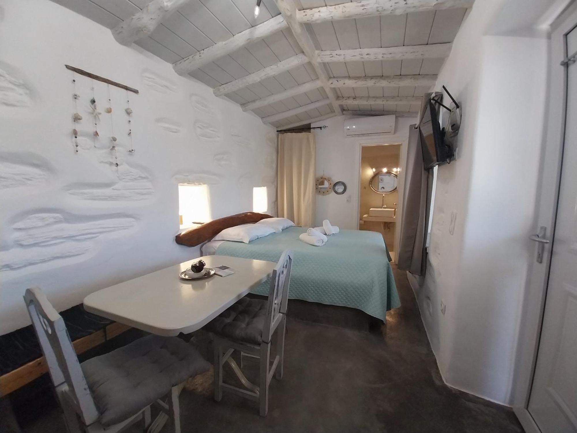 Richie'S Sea View Romantic Residences Ipsila Extérieur photo